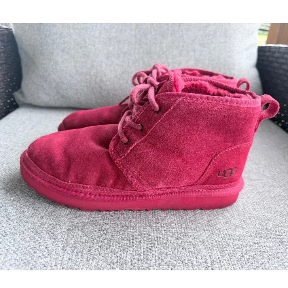 UGG neumel lace